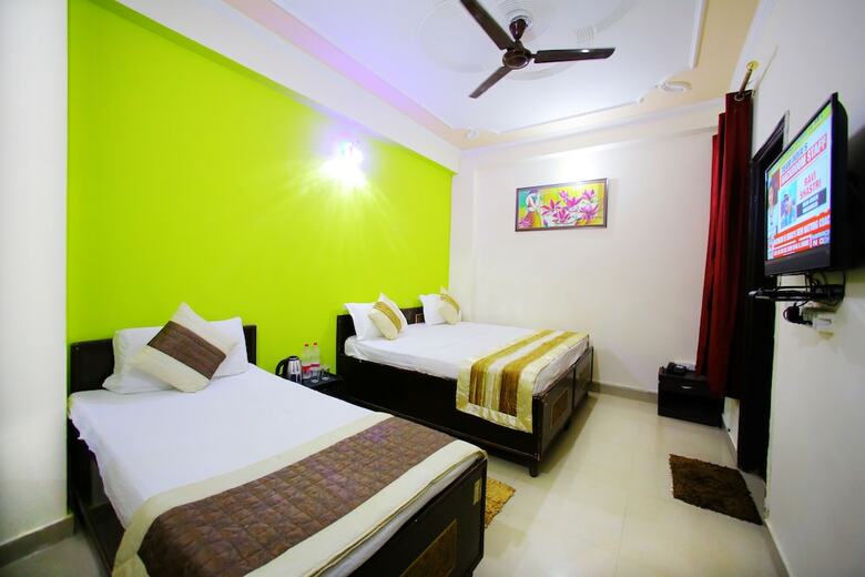 Hotel Adb Rooms Arrival Inn
