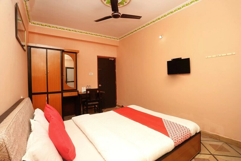 Oyo 685 Hotel The Beehive