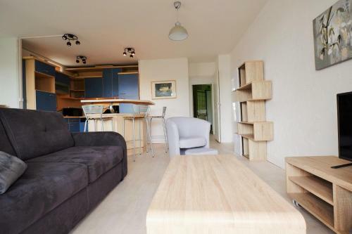 Apartamento 70 M� Avec Balcons Et Parking