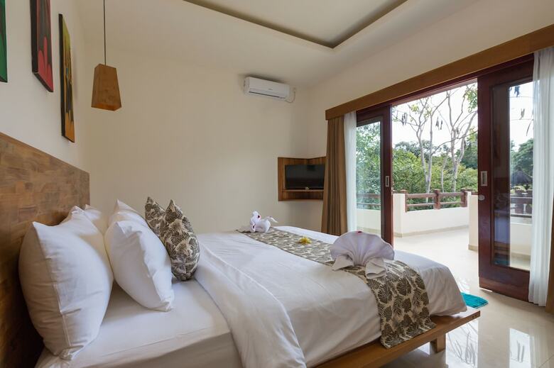 Nalin Bali Villas