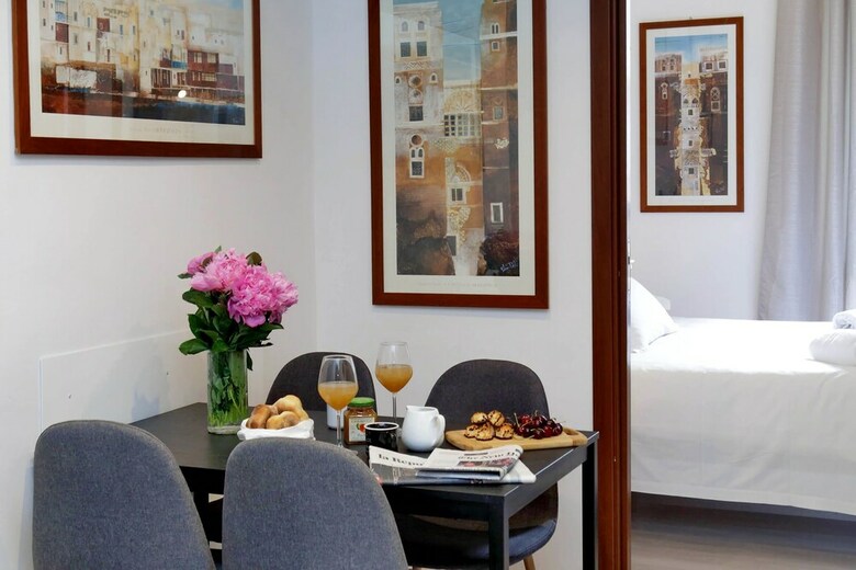 Cavour Square Apartment