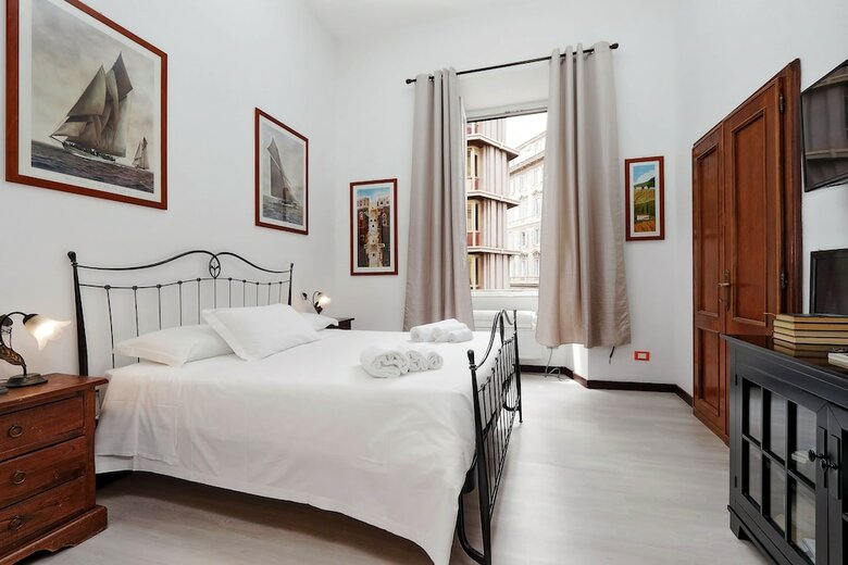 Cavour Square Apartment
