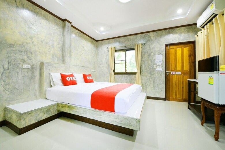 Hotel Oyo Ruenkanthima Resort