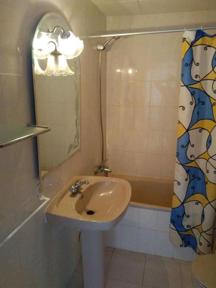 Apartamentos Ap Costas Volta