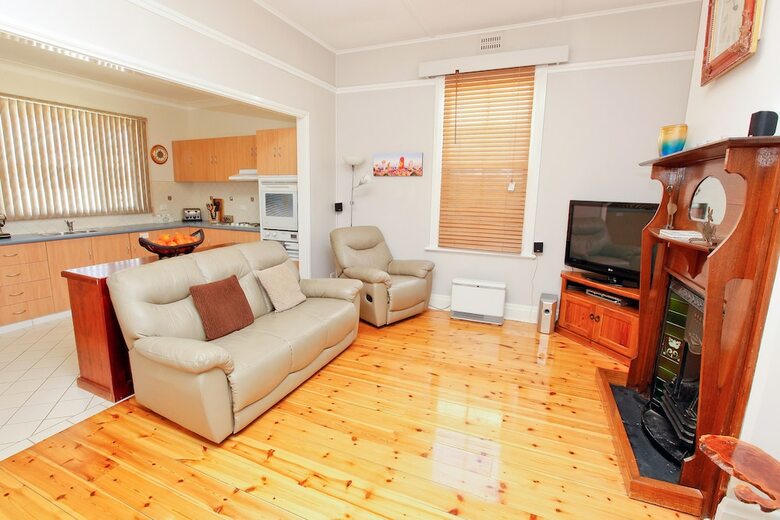 Hotel Emaroo Cottages Broken Hill