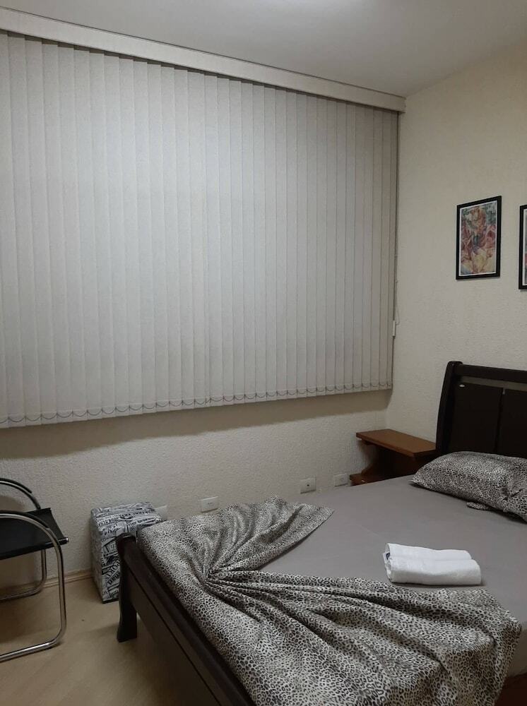 Hostal Hotel Hostel Lapa