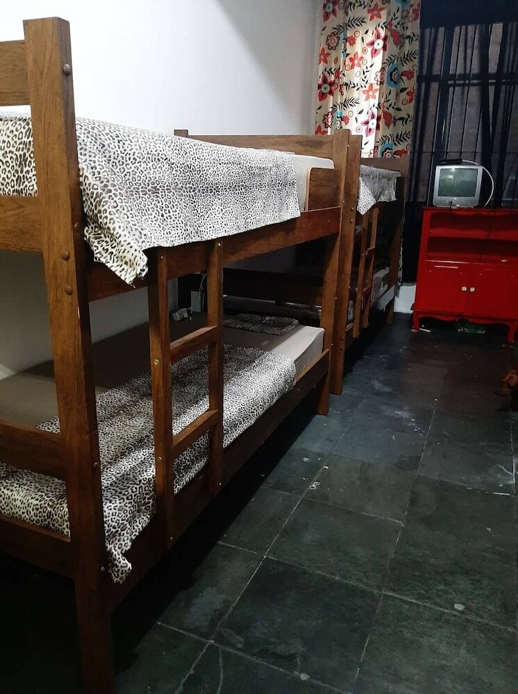 Hostal Hotel Hostel Lapa