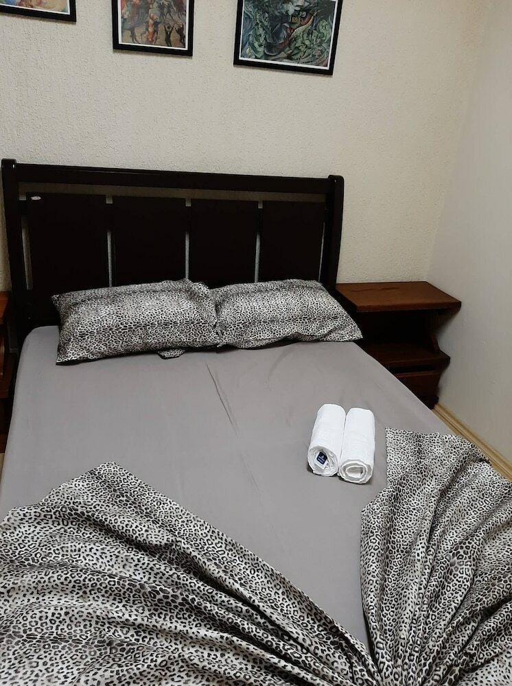 Hostal Hotel Hostel Lapa