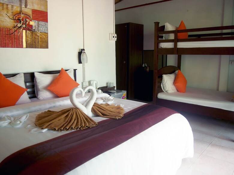 Hotel Chareena Garden Beach Resort