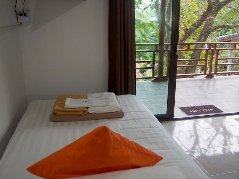 Hotel Chareena Garden Beach Resort