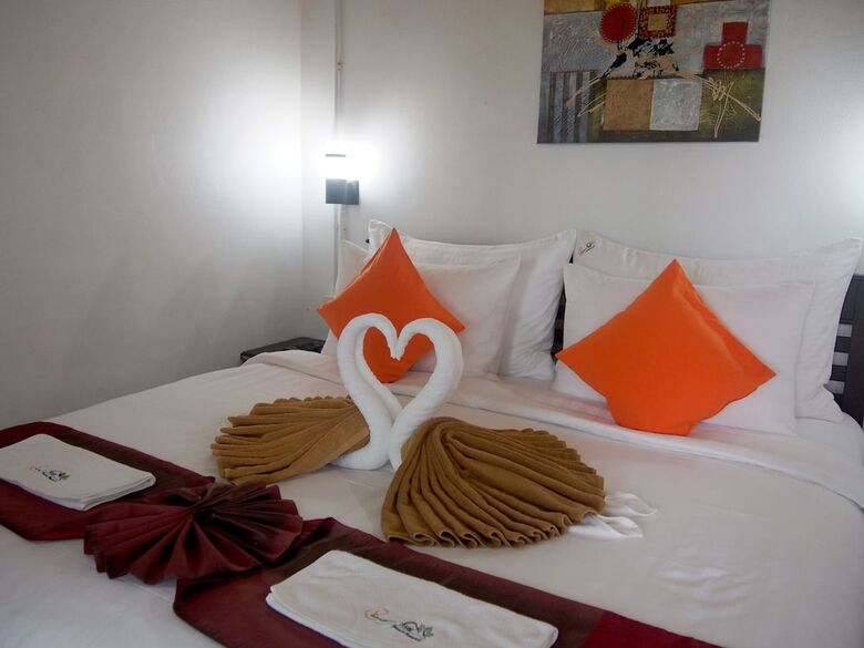 Hotel Chareena Garden Beach Resort