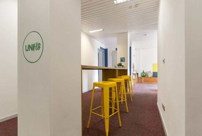 Hostal Unih� Hostel