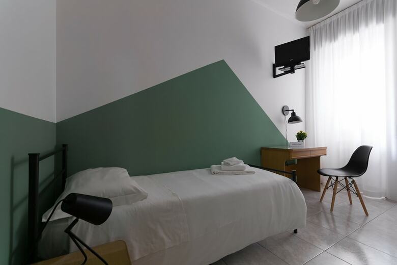 Hostal Unih� Hostel