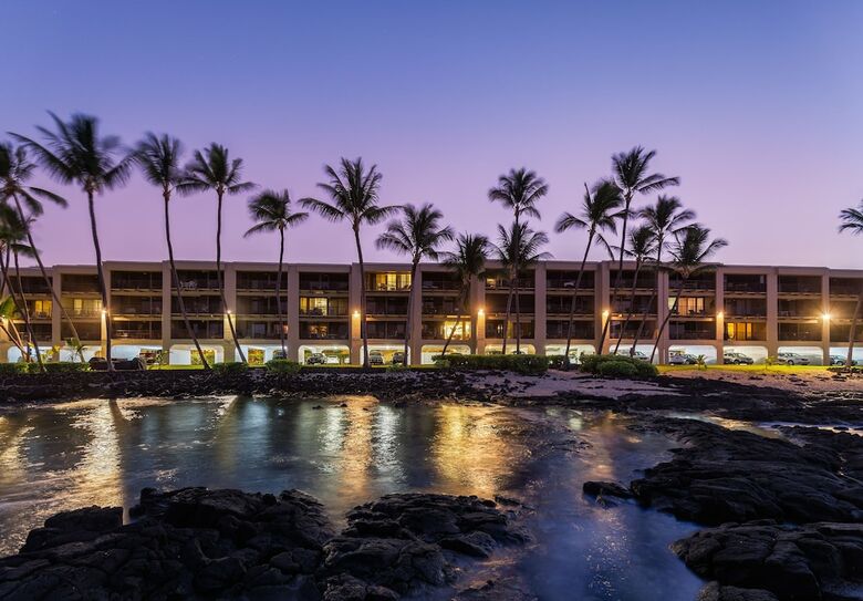 Castle Kona Bali Kai , A Condominium Resort