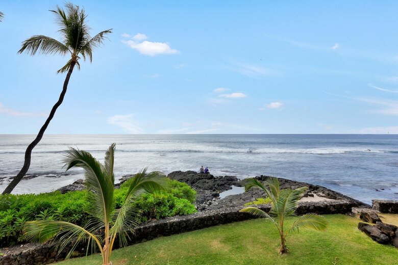 Castle Kona Bali Kai , A Condominium Resort
