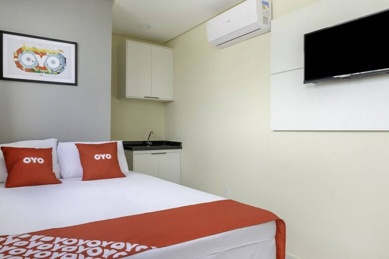 Oyo Hotel Kairos