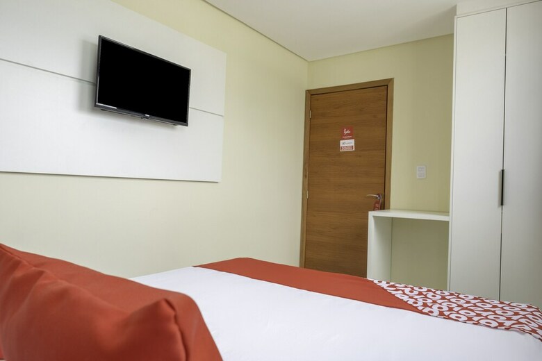 Oyo Hotel Kairos