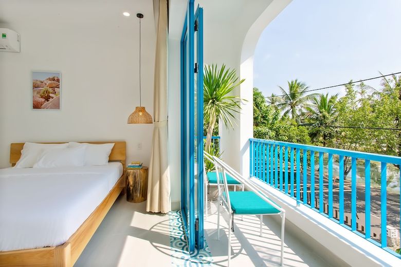 Hotel Santorin Hoian Villa