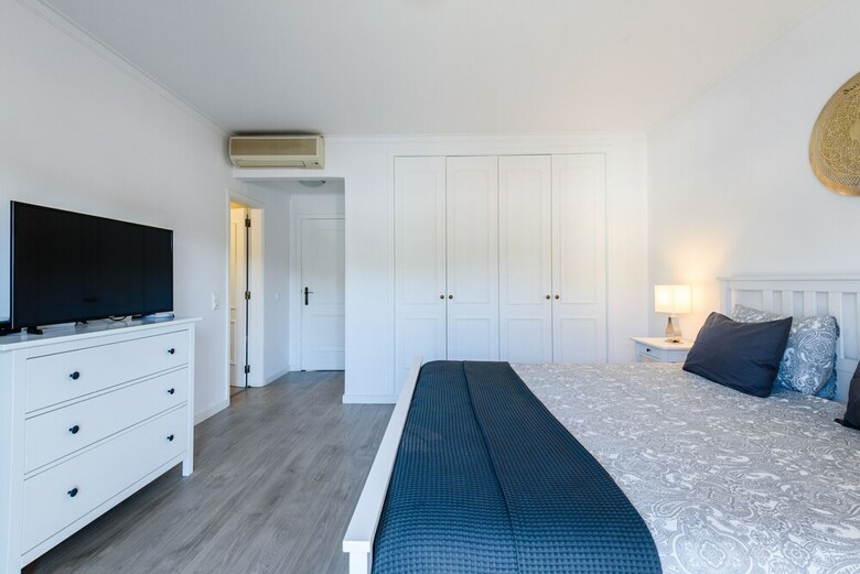 Amazing Apartment In Albufeira
