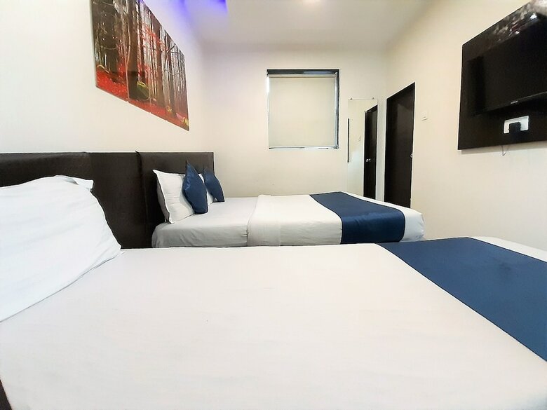 Hotel Hexa Adnoc