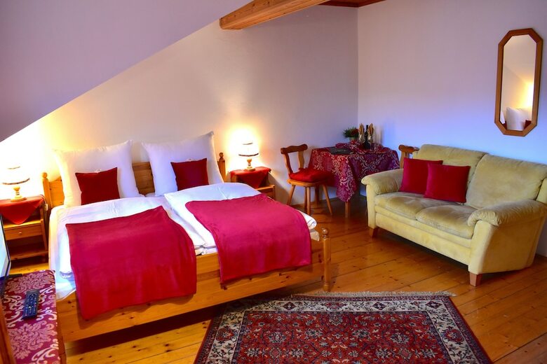 Hotel J�gerhof W�rthersee