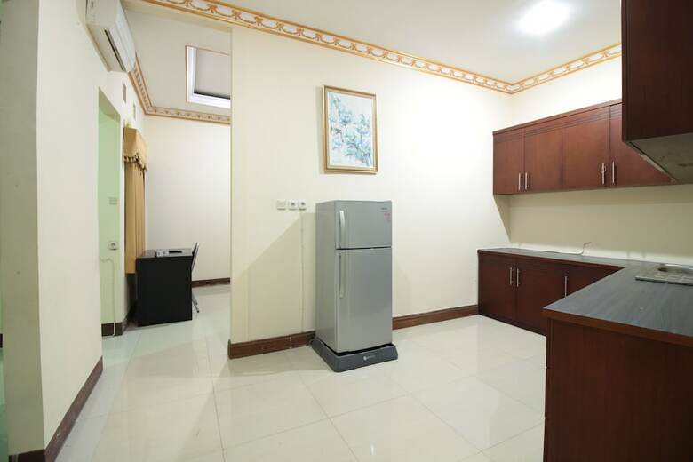Hotel Oyo 2400 Maleo Exclusive Residence