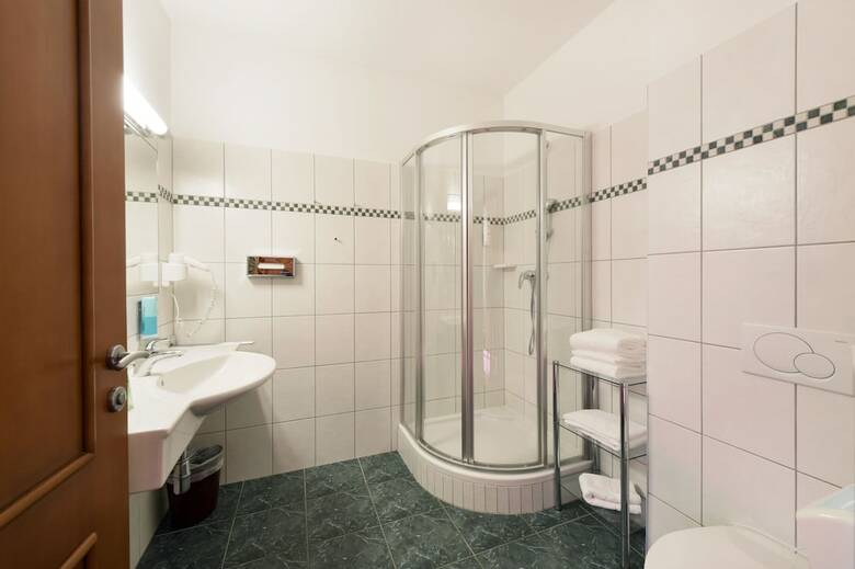 Cella Central Historic Boutique Hotel
