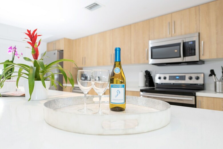 Apartamentos Moderno By Bay Harbor One