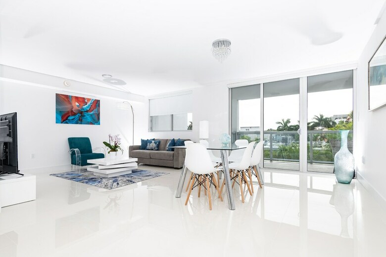 Apartamentos Moderno By Bay Harbor One
