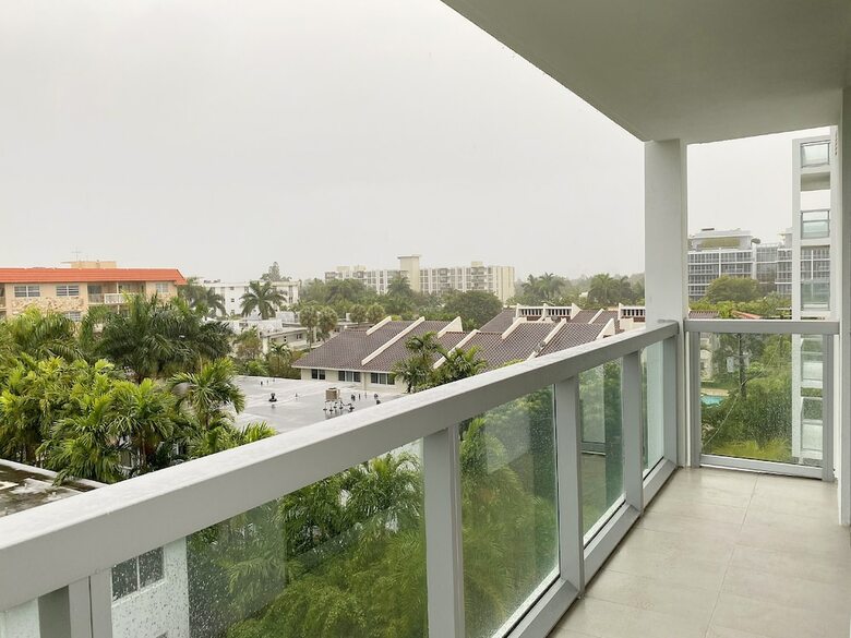 Apartamentos Moderno By Bay Harbor One