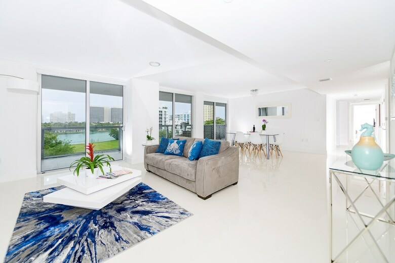 Apartamentos Moderno By Bay Harbor One
