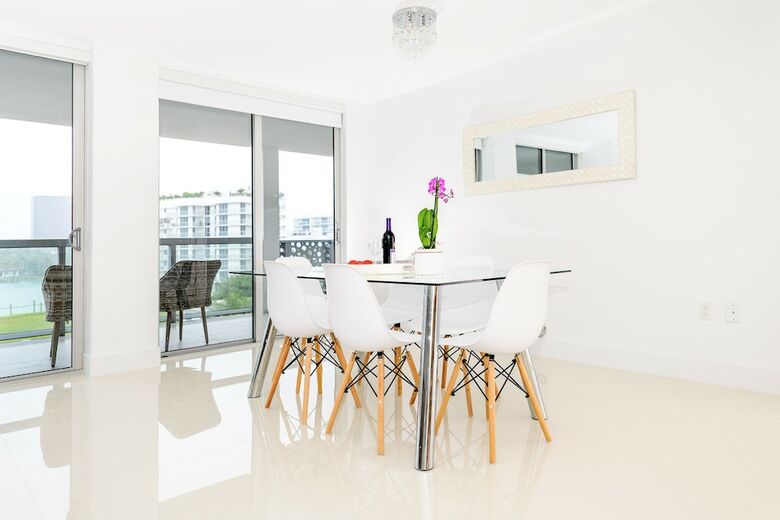 Apartamentos Moderno By Bay Harbor One