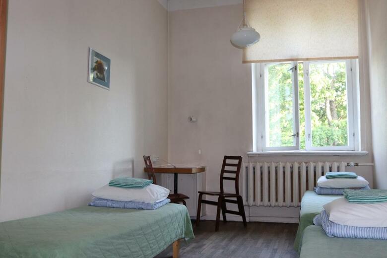 Hostel L�una