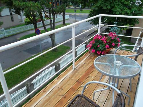 Hostal Kotka Housing
