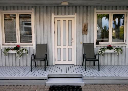 Hostal Kotka Housing