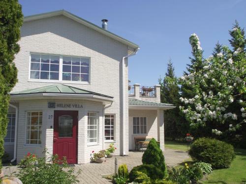 Hostal Helene Villa