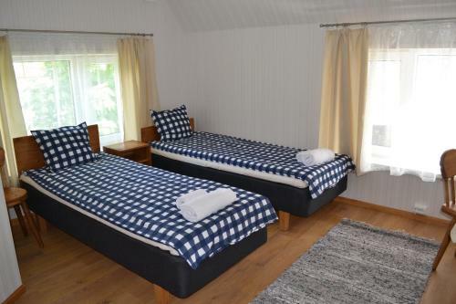Kraavi Guest Hostel