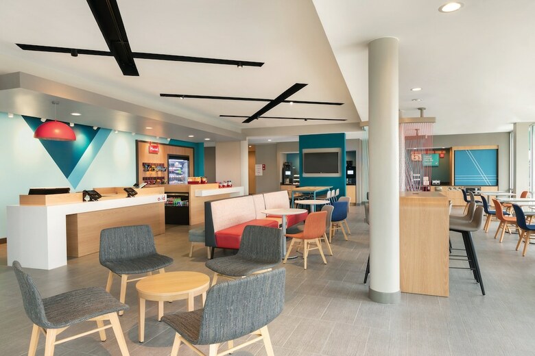 Avid Hotel Midland
