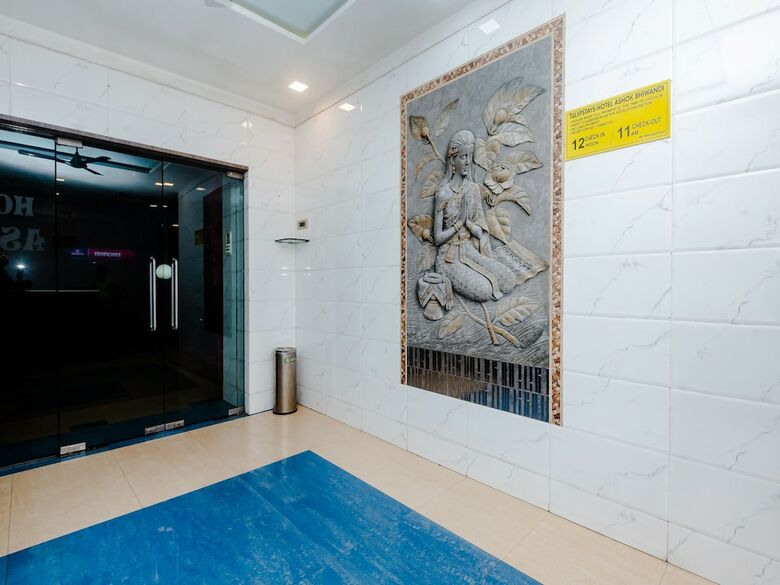 Tuliipstays - Hotel Ashok Bhiwandi