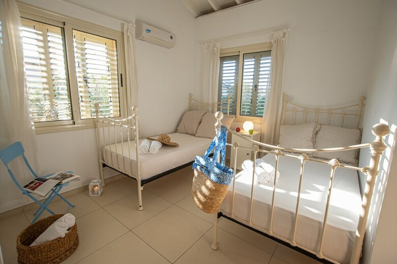 Artisan No 6 First Line Seafront Villa