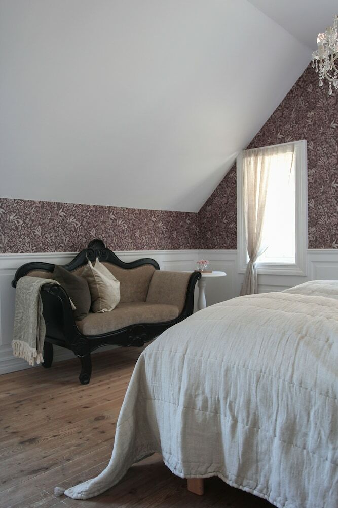 Hotel Petrines Guesthouse