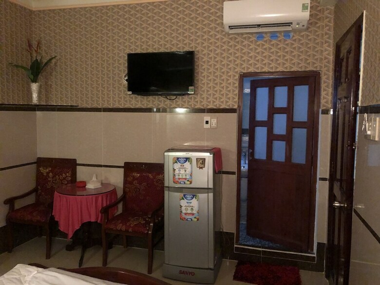 Hoang Quan Hotel