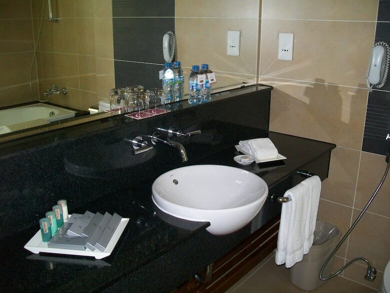 Catina Saigon Hotel