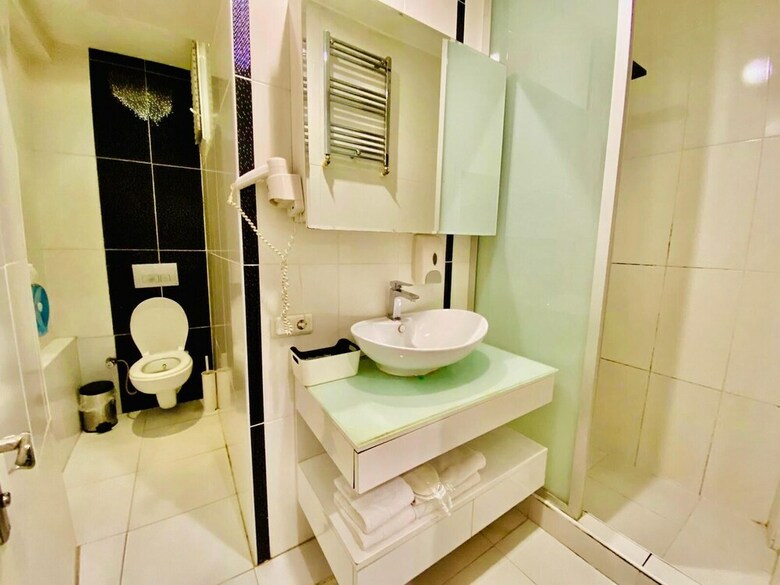Beyaz Suites & Hotel