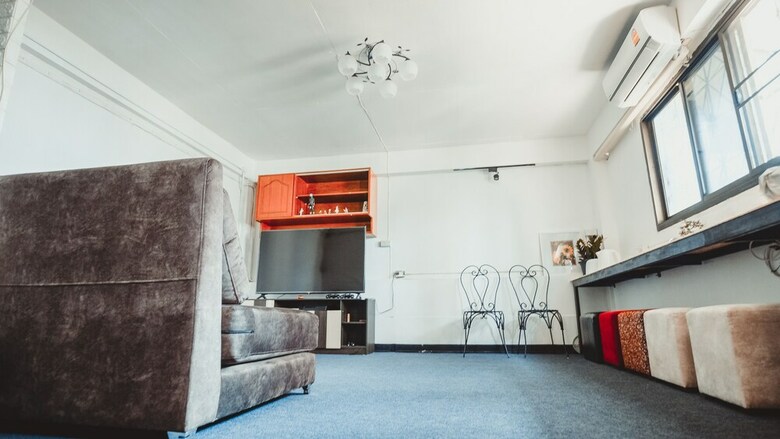 Hostal The Hubs Hug Hostel