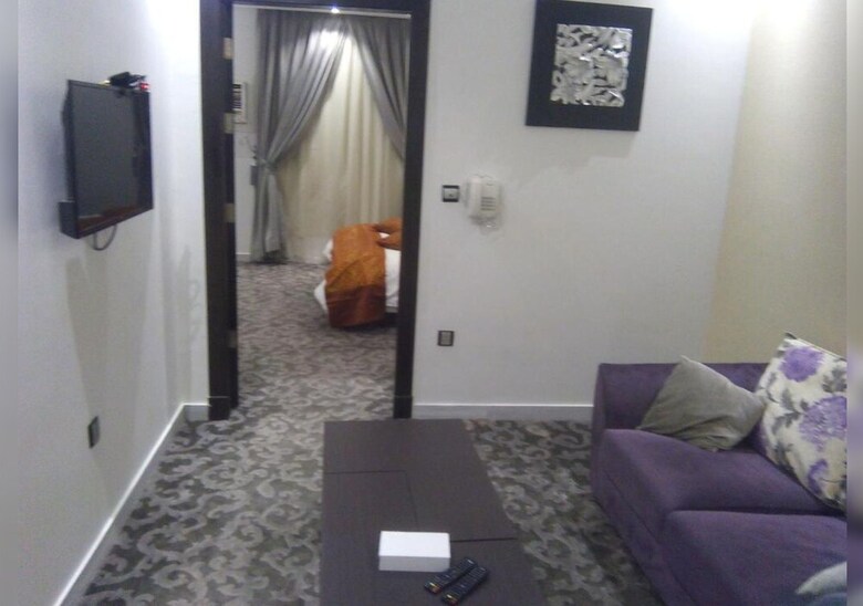 Apartamento Al Manazil Suite
