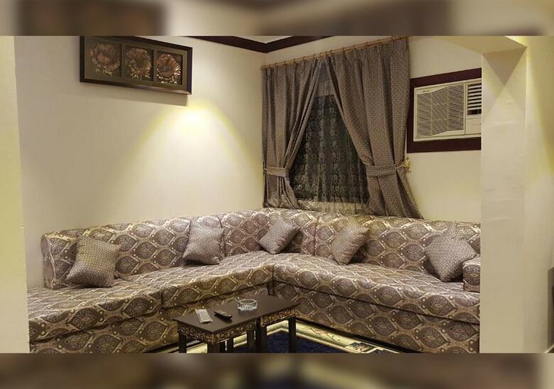 Hotel Olayan Suites