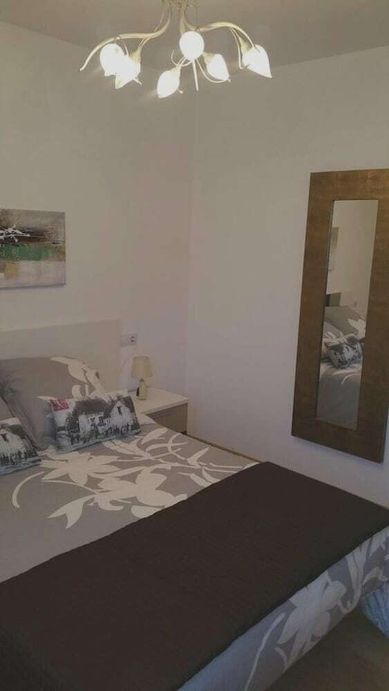 Apartment With 2 Bedrooms In Riveira