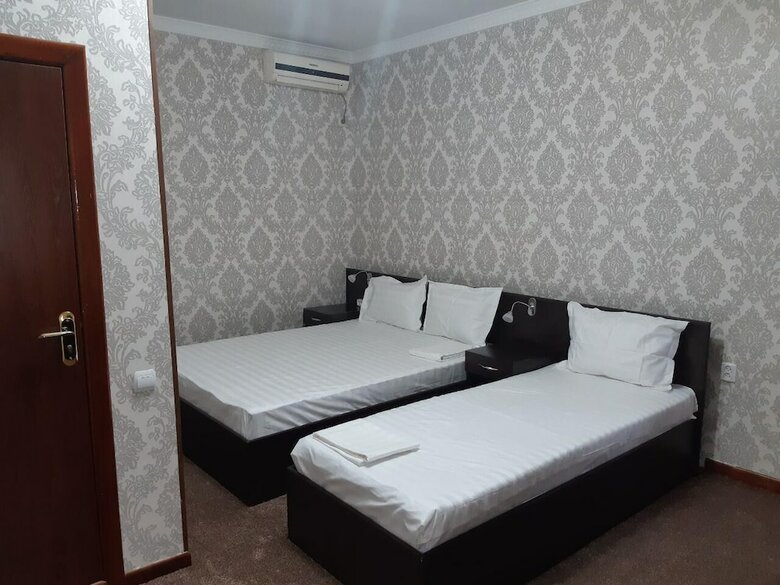 Hotel Grand Uzbegim