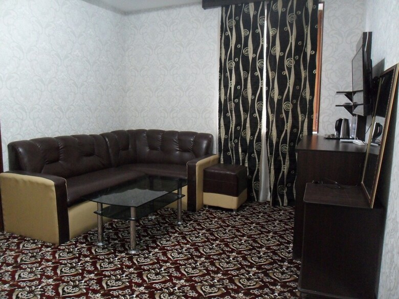 Hotel Grand Uzbegim